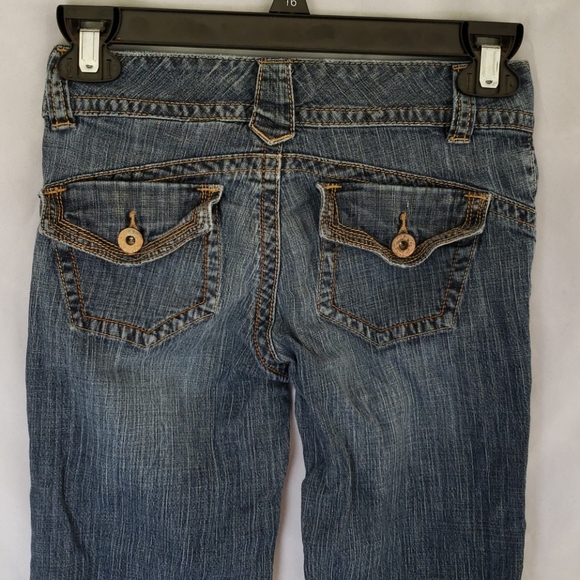 Girls Unicorn and jeans outfit size 8 shirt is 3/4 - Picture 5 of 6